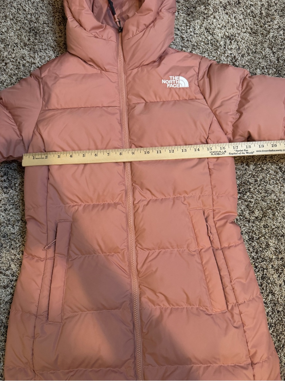 The North Face Women's Dusty Rose Puffer Coat - Picture 10 of 10